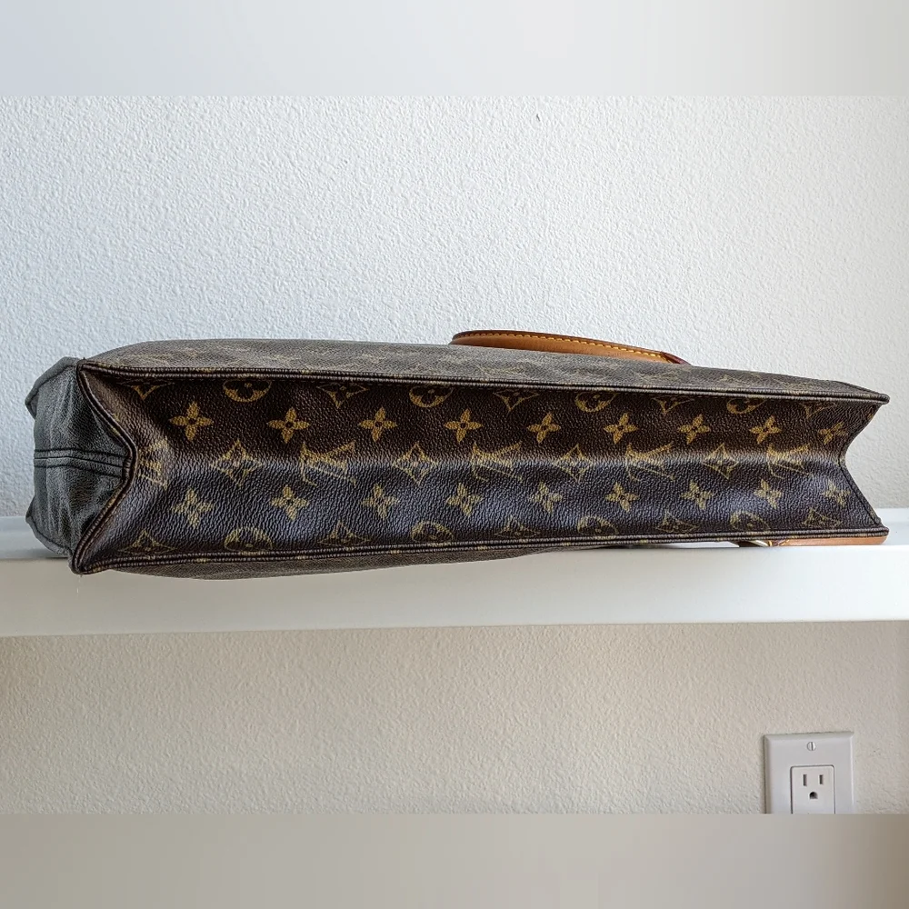 Louis Vuitton Monogram Sac Plat Bag